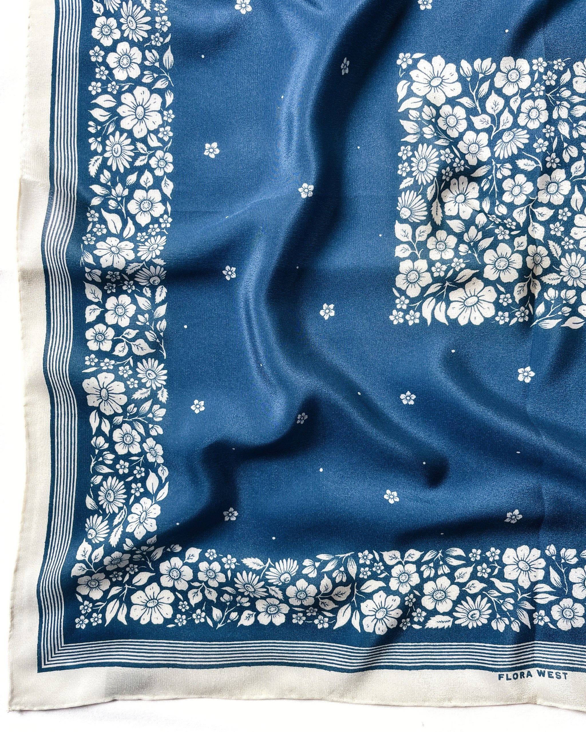 エンザイン フローラ Santorini Floral Silk Scarf – Flora West Design